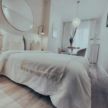 Apartment Onega *